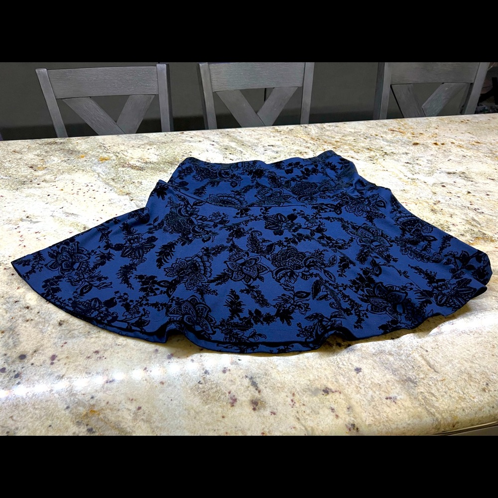Roz and Ali Skirt